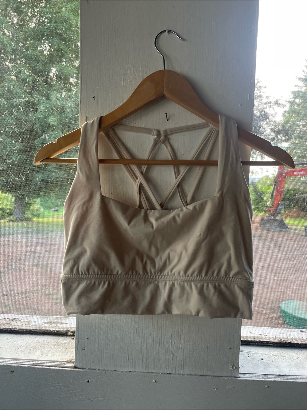 BuffBunny Neutral Strappy-Back Crop Tank